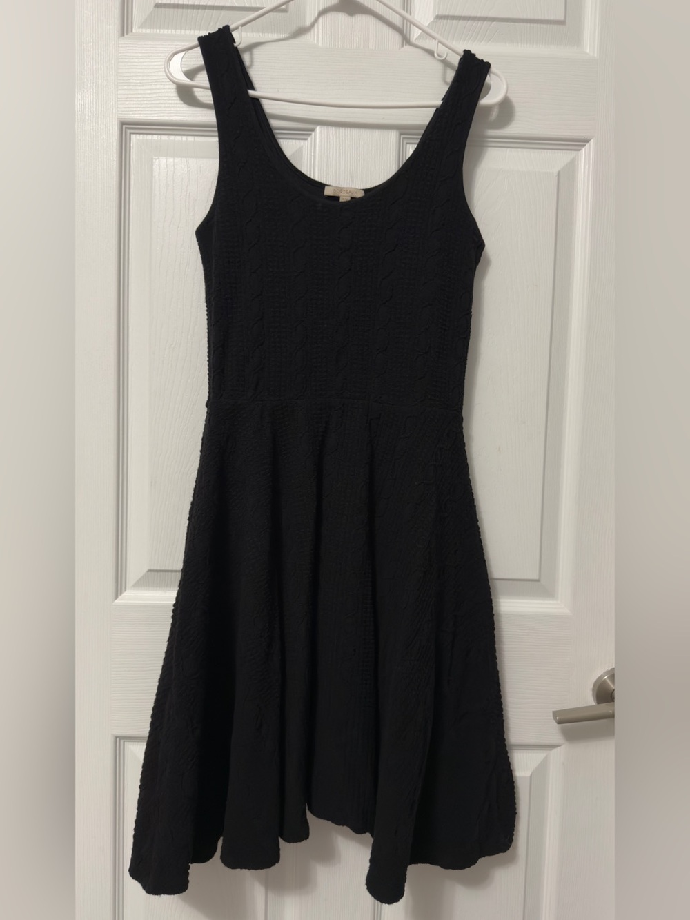 Bordeaux Black Textured Scoop Neck Midi Dress